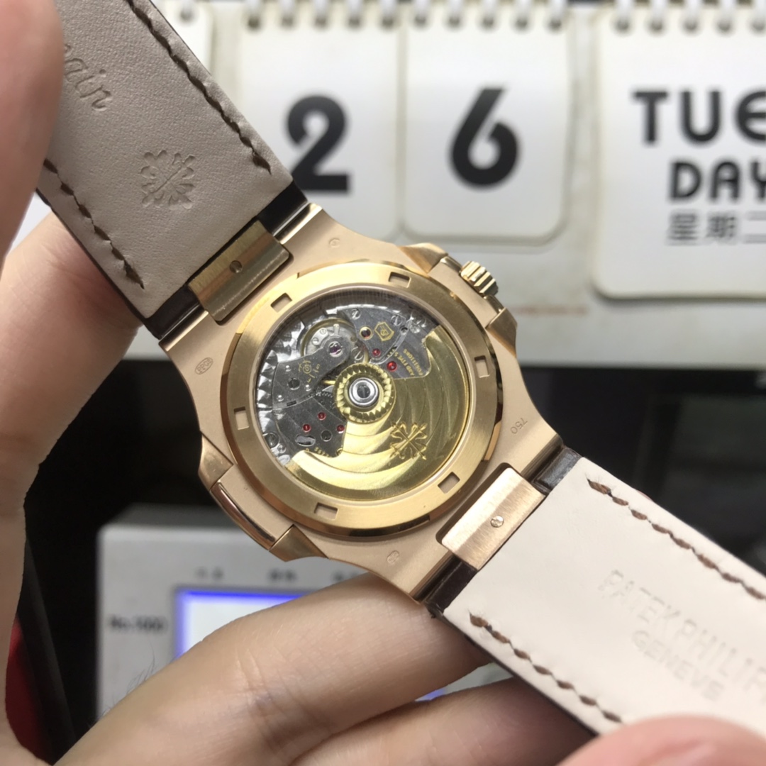 Patek Philippe Nautilus series 5711R, charcoal grey dial, 40mm size.