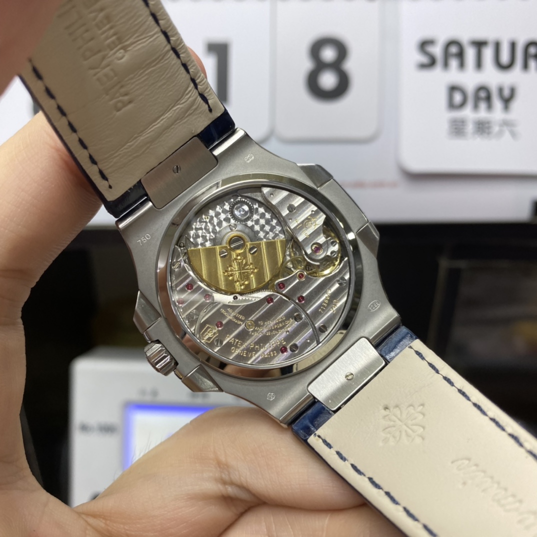 Patek Philippe Nautilus series 5724G-001, Square Diamond Bezel Blue Dial Blue Leather Strap, 40mm size.