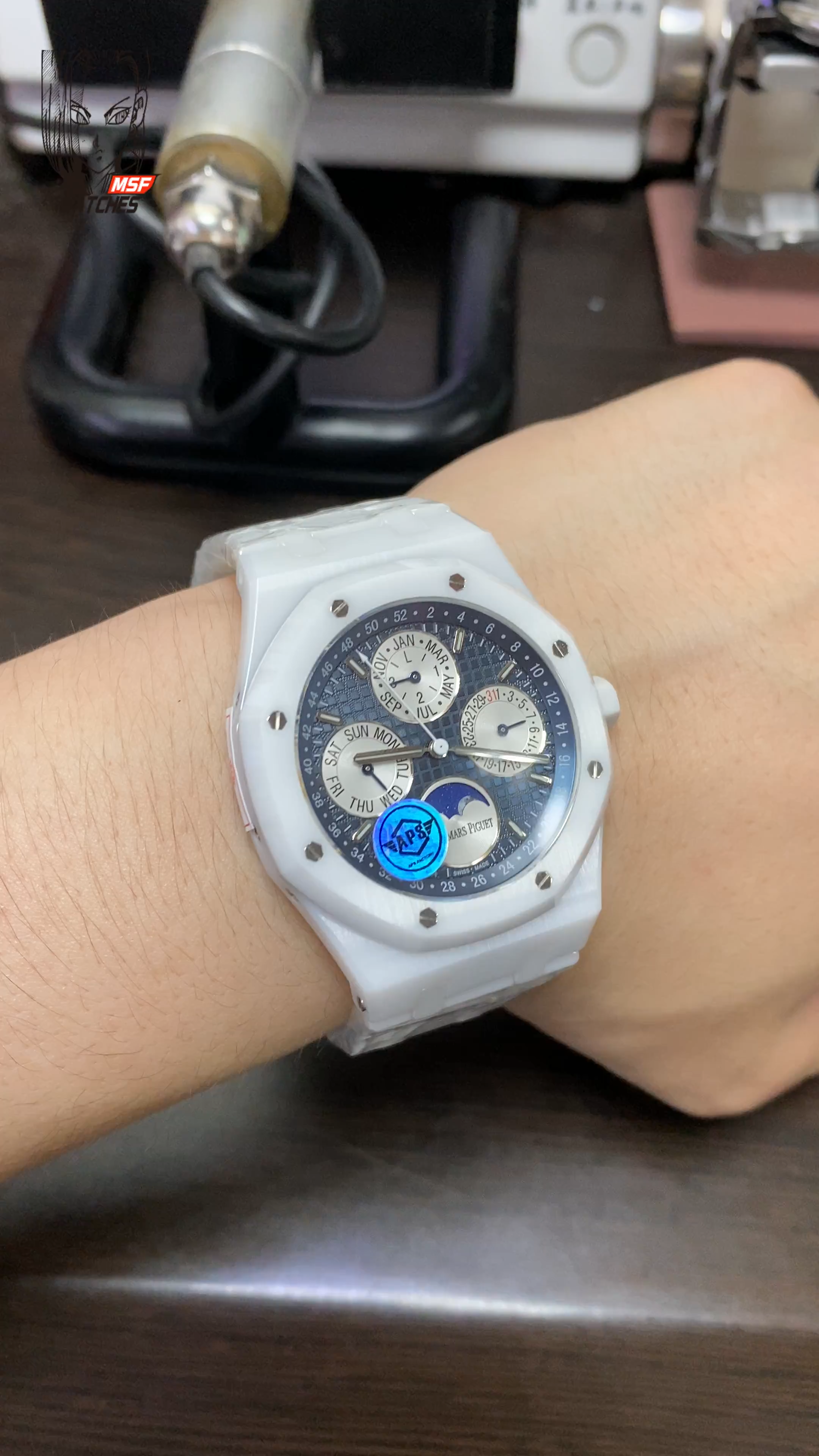 Audemars Piguet Royal Oak Offshore Series 26579CB.OO.1225CB.01, White Ceramic Blue Dial Full Ceramic Case Complete, Date Day Month Moon Phase Functions, 41mm size.