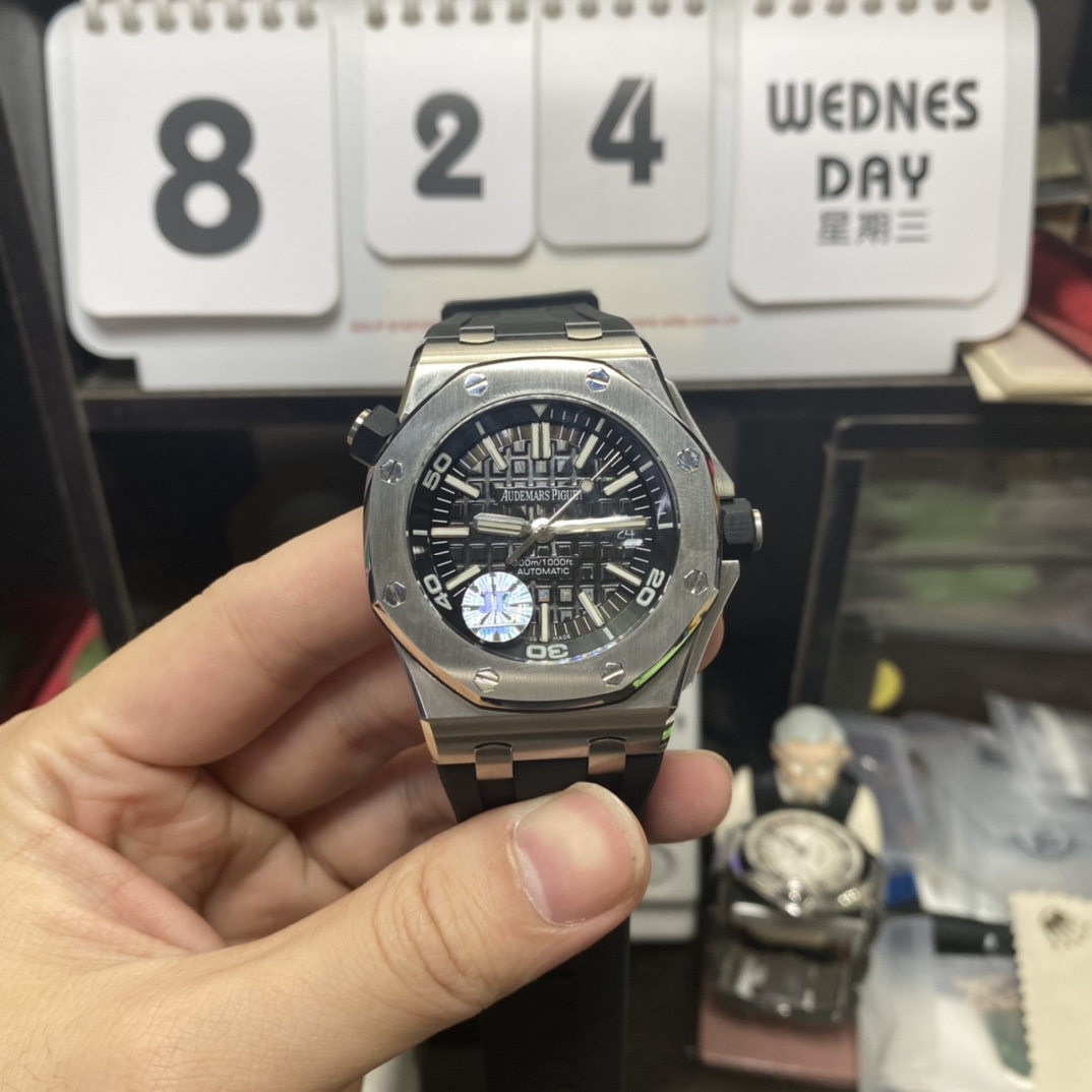 Audemars Piguet Royal Oak Offshore Series 15710ST.OO.A002CA.01, Black Transparent Caseback, 42mm Size.