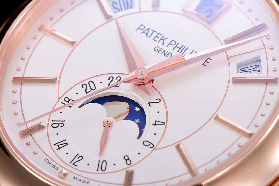 Patek Philippe Complicated Chronograph Series 5205R-001, Ivory Dial, 40mm size.