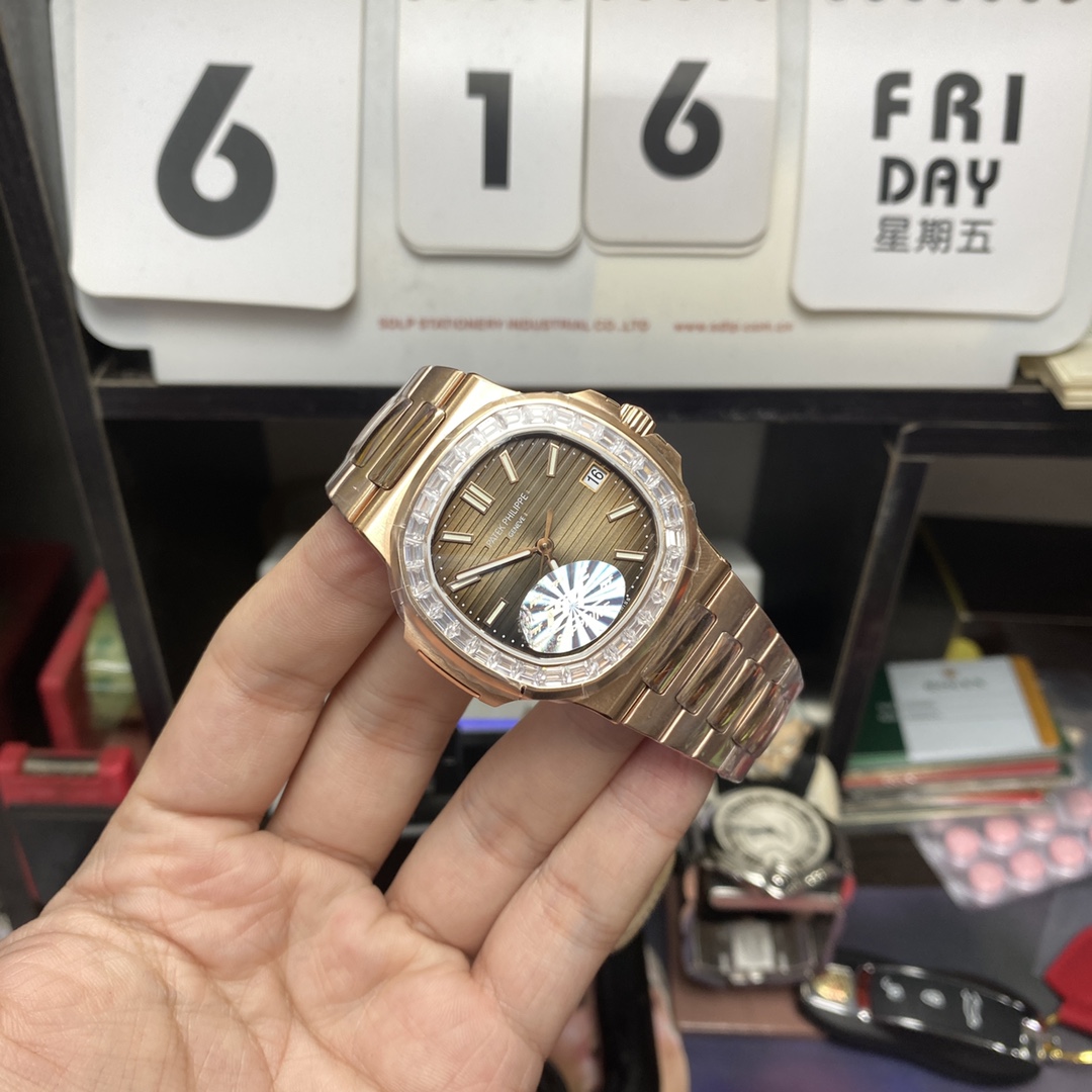 Patek Philippe Nautilus series 57131G-010, Rose Gold with Coffee Dial and Square Diamond Bezel, 40mm Size.