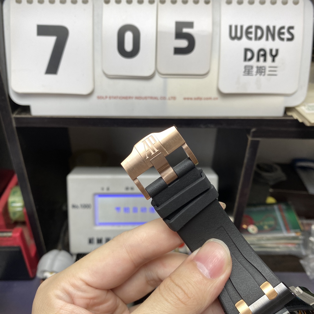 Audemars Piguet Royal Oak Offshore Series 26405CE.OO.A002CA.99.99, Sunburst Ceramic Case, 44mm size.