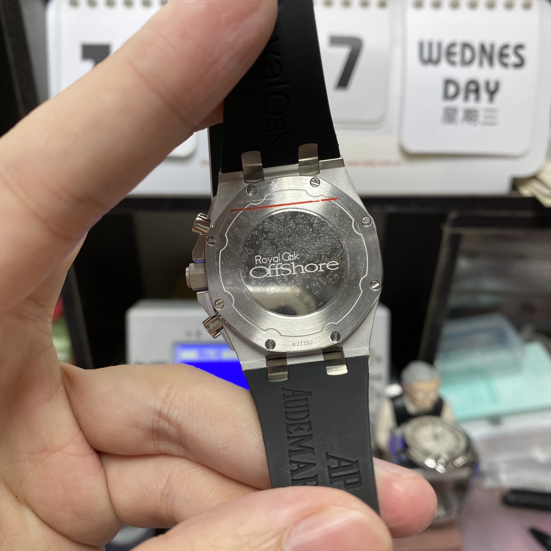 Audemars Piguet Royal Oak Offshore Series 26231ST.ZZ.D002CA.01, Women's Chronograph Black Dial with Diamond Bezel, 37mm size.