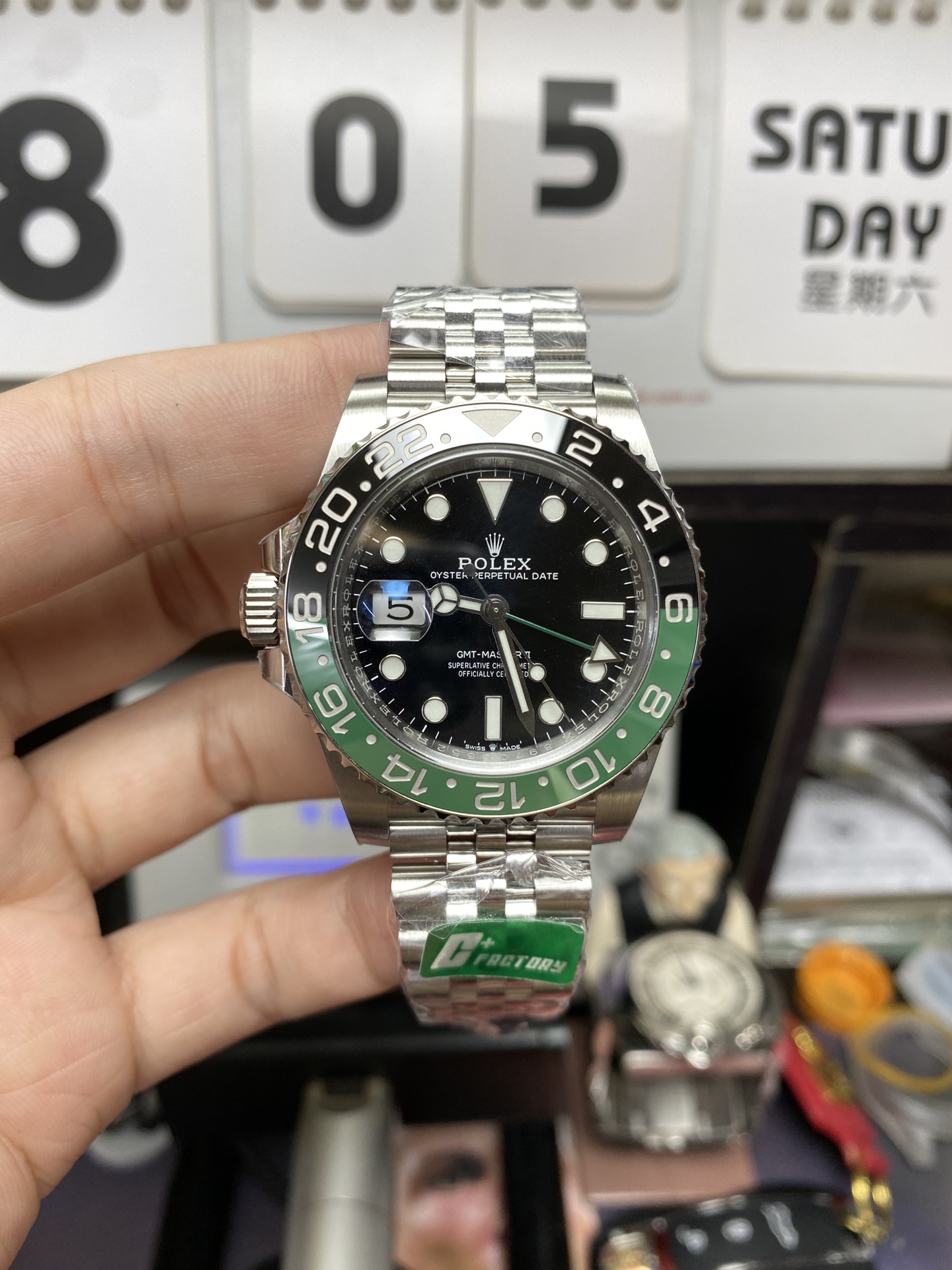 Rolex GMT-Master II series m126720vtnr-0002, Black-Green Bezel 