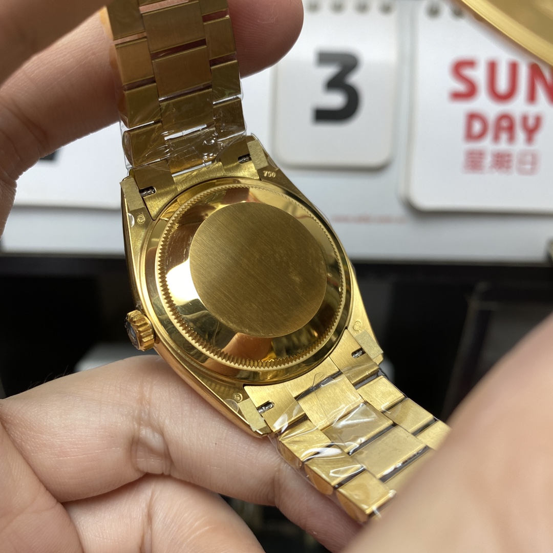 Rolex Day-Date series m128238-0069, Full Gold with Green Dial Diamond Hour Markers, 36mm Size.