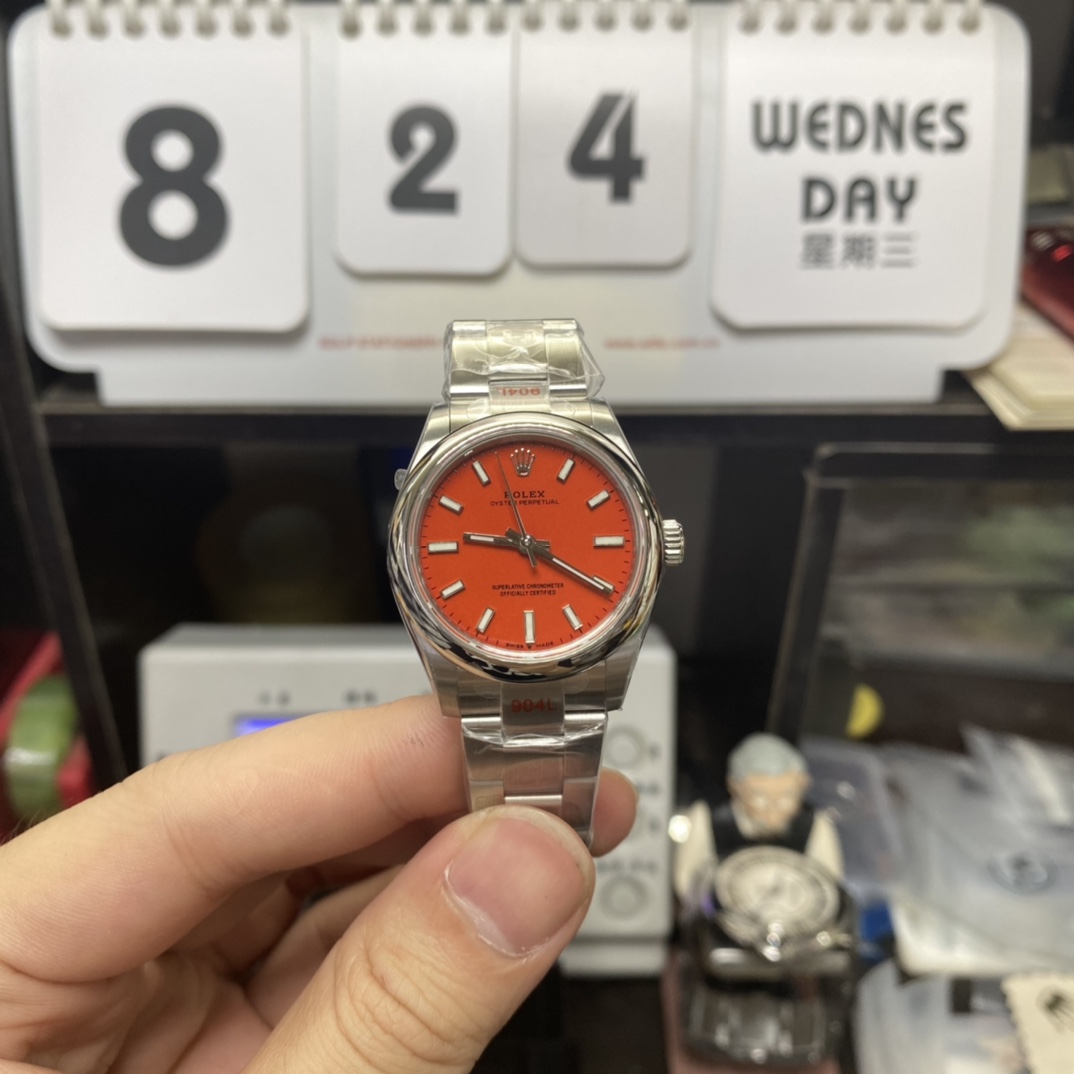 Rolex Oyster Perpetual Series m277200-0008, Red Dial, 31mm Size.