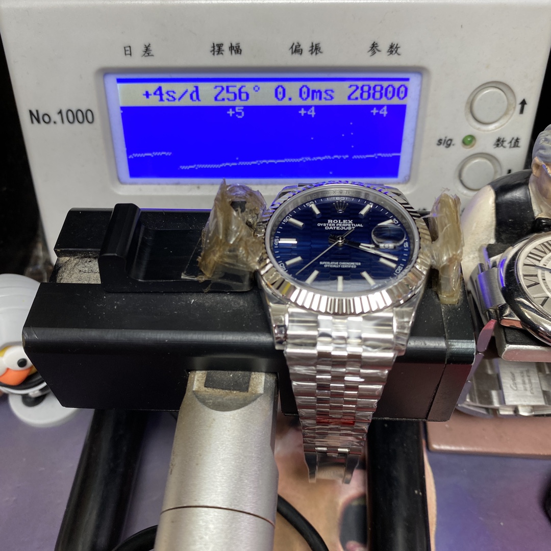 Rolex Datejust series m126334-0032, Blue Checkerboard Dial, 41mm size, Jubilee stainless steel bracelet.