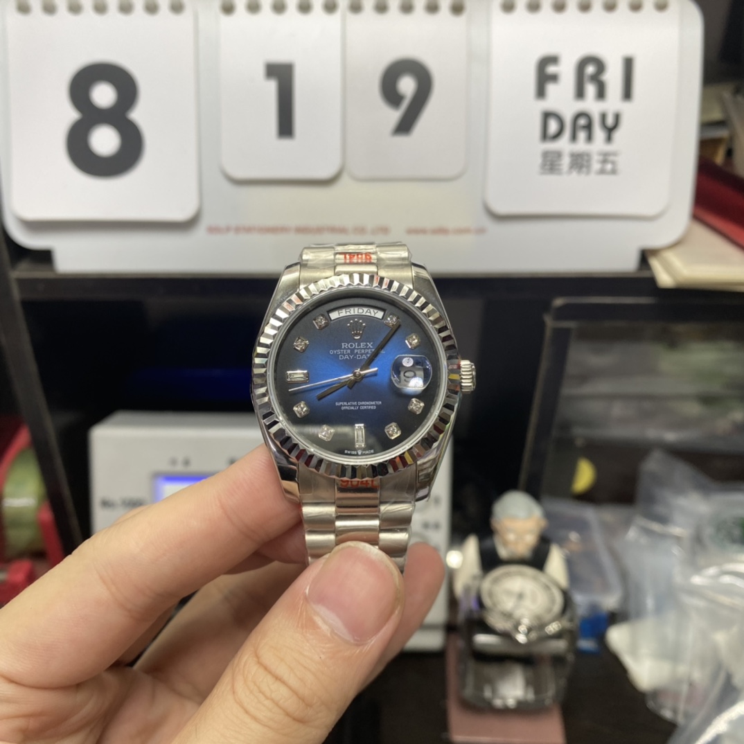 Rolex Day-Date Series m128236-0005, Gradient Blue Dial Diamond Hour Markers, 36mm Size.