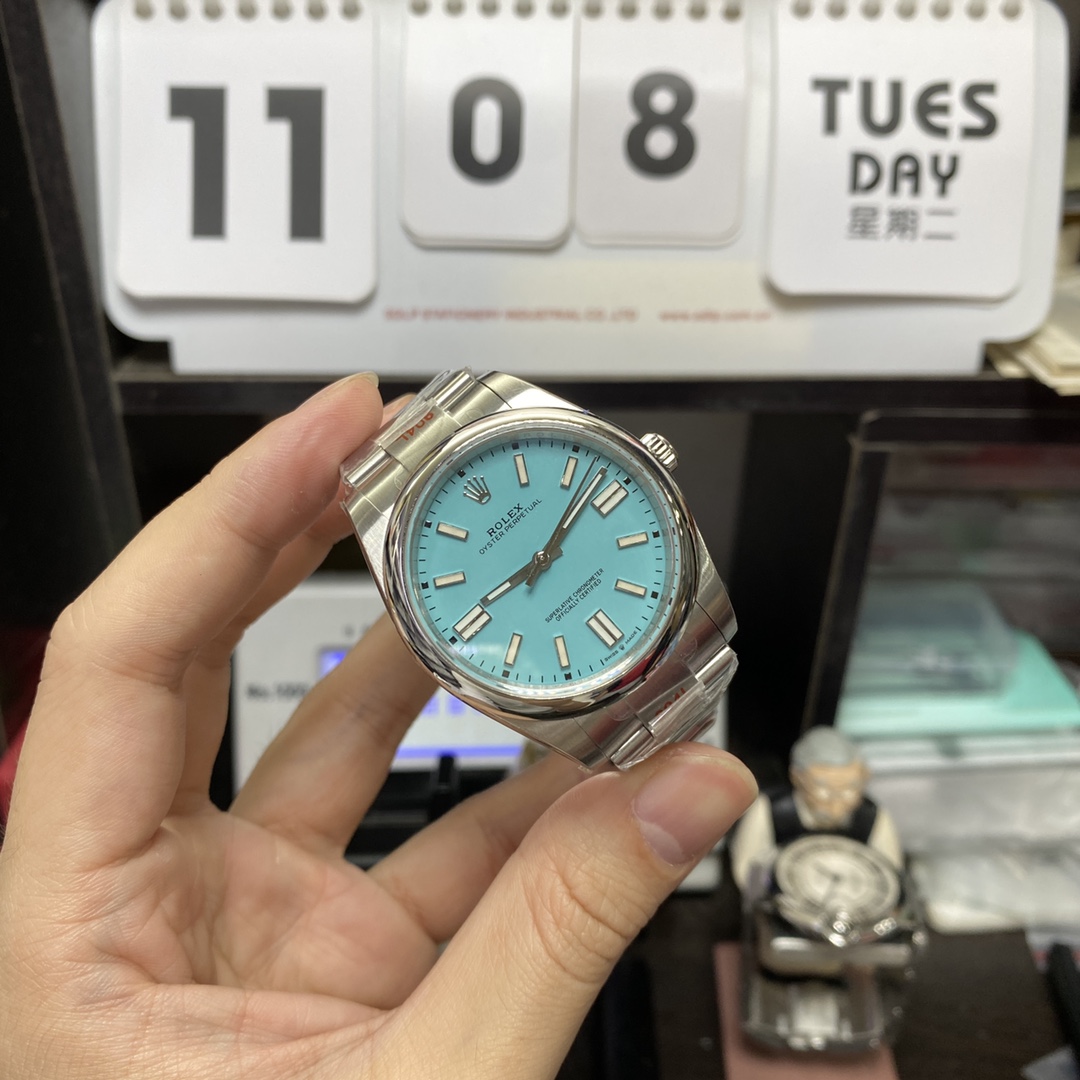 Rolex Oyster Perpetual Series m124300-0006, Tiffany Blue Dial, 41mm Size .