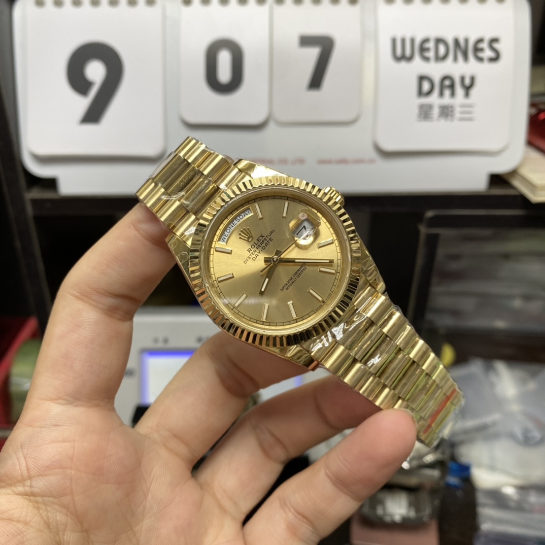 Rolex Day-Date Series m228238-0003, Full Gold Case Gold Dial Stick Hour Markers, 40mm Size.