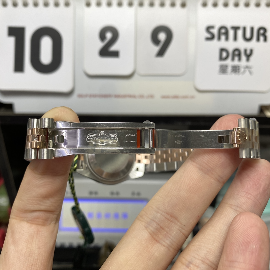 Rolex Datejust Series m278271-0030, Rose Gold and Gray Dial five-bead chain stainless steel bracelet, 31mm size.