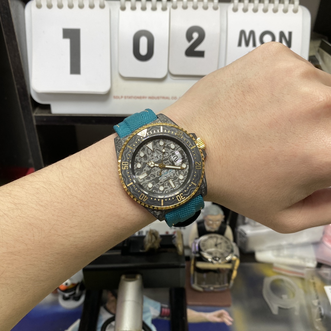 Rolex Sea-Dweller series DIW modify All carbon fiber , 44mm size.