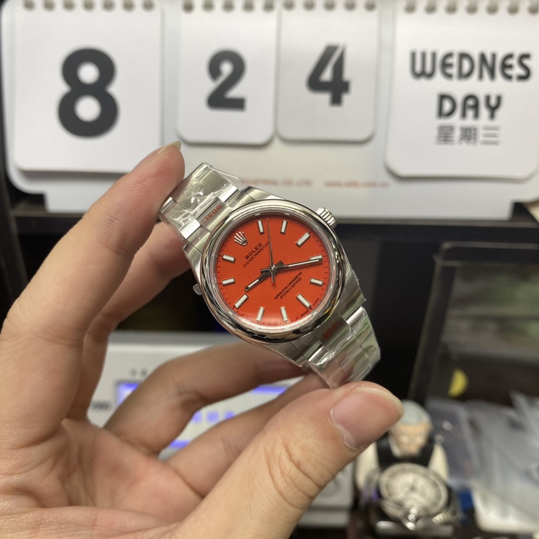 Rolex Oyster Perpetual Series m277200-0008, Red Dial, 31mm Size.