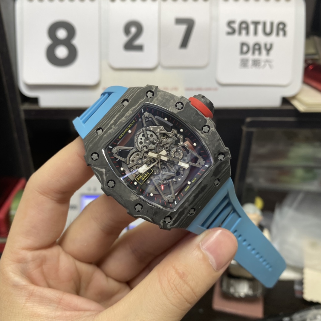 Richard Mille Men's Collection series RM35-02, Carbon Fiber Case, Malaysian Rubber Strap.