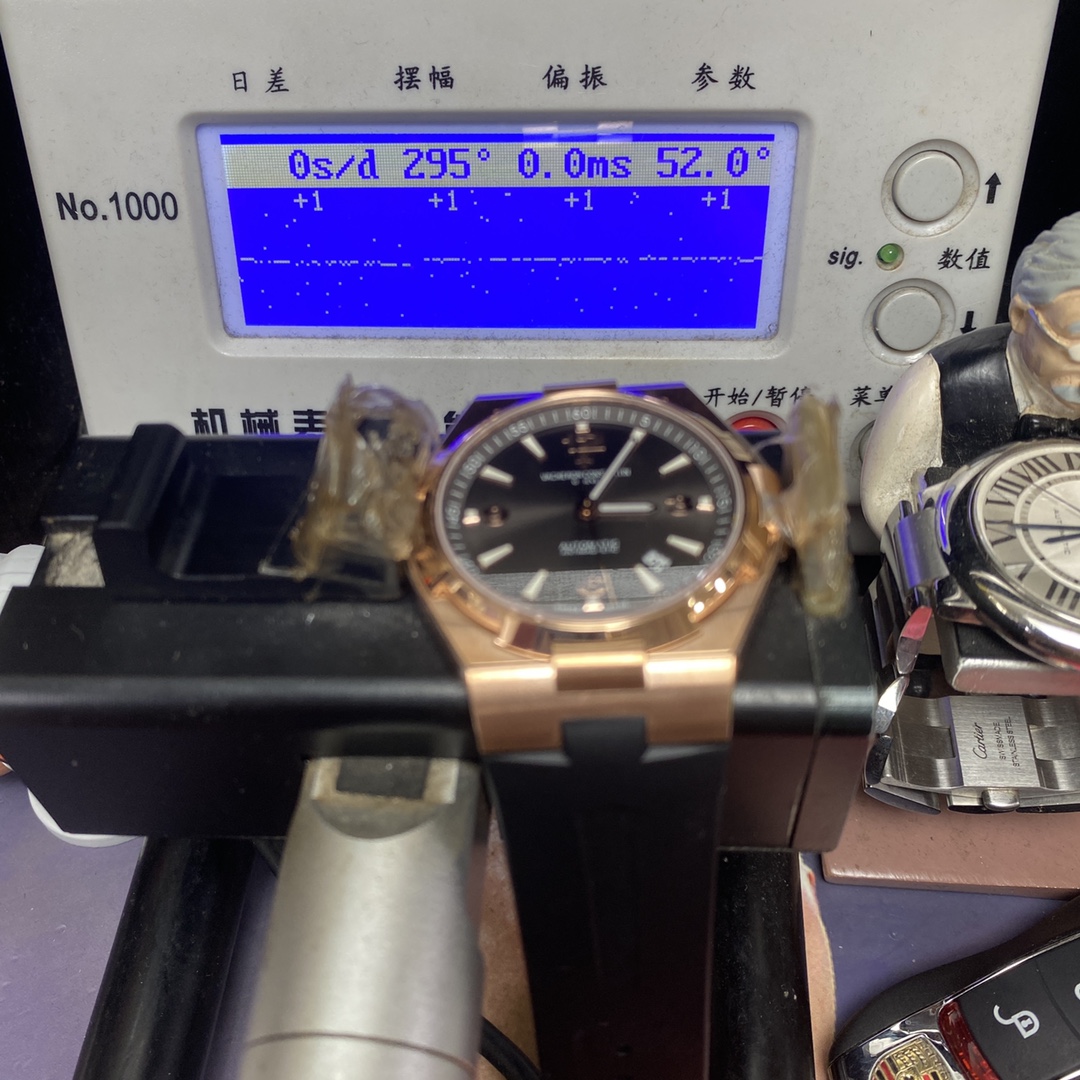 Vacheron Constantin Overseas Collection series 47040, 18K ROSE GOLD CASE GOLD GREY Dial Rubber Strap, 41mm Size.