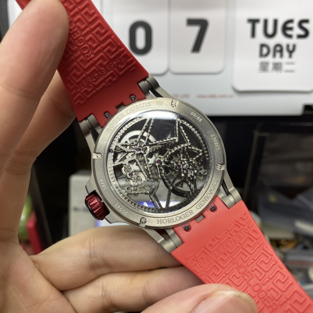Roger Dubuis Royal Oak Series RDDBEX0545, Red Rubber Strap Titanium Case Carbon Fiber Movement Skeleton, 45mm Size.