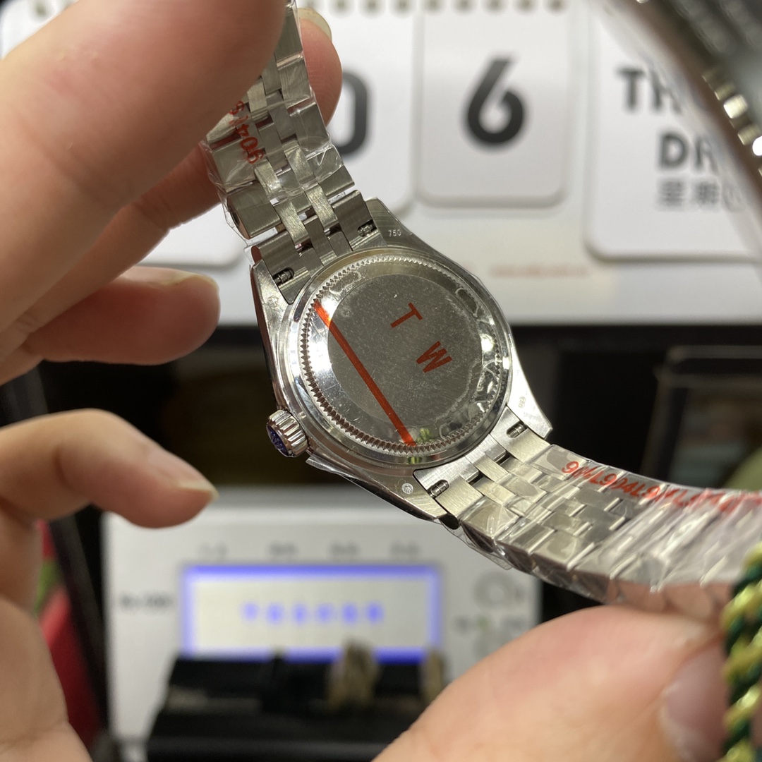 Rolex Datejust Series m279174-0005, White Case White Dial with Baton Hour Markers, 28mm Size, Five-Link Steel Bracelet