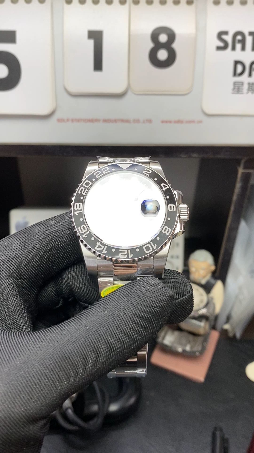 Rolex GMT-Master II Series Watch Model 2024 NEW M126710GRNR-0004 40mm